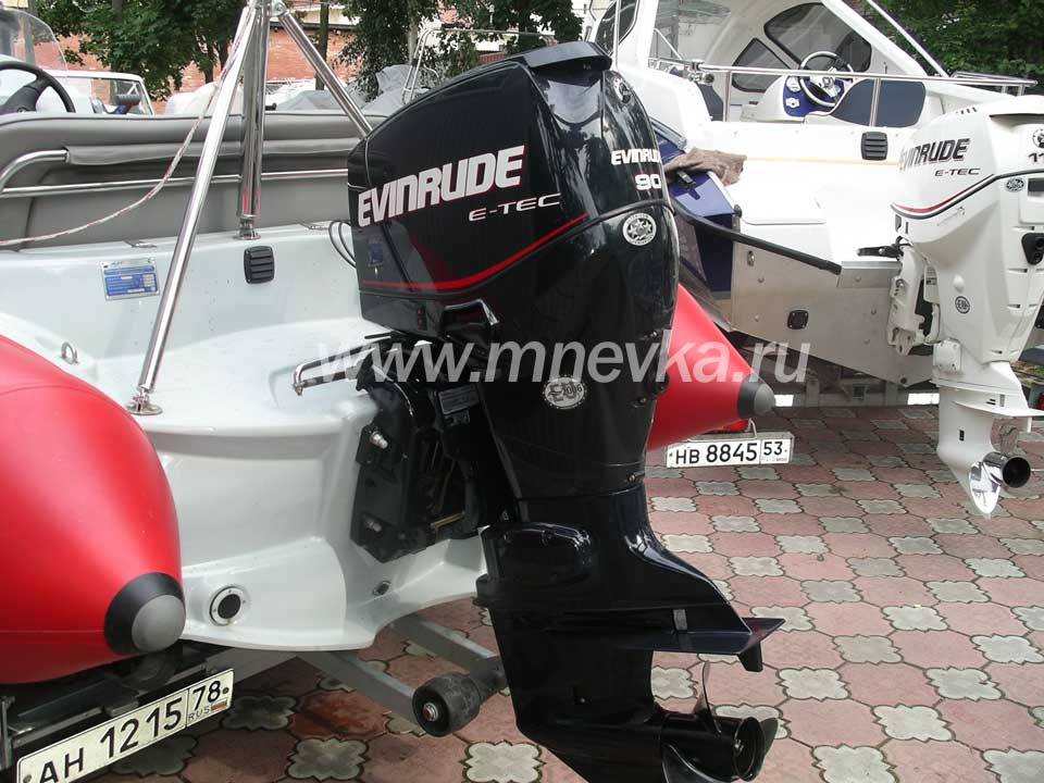 RIB  530HL    Evinrude E90