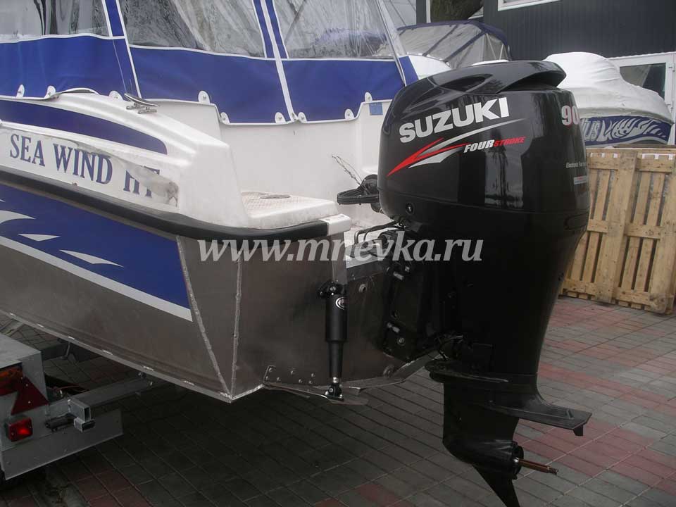     Suzuki DF90A